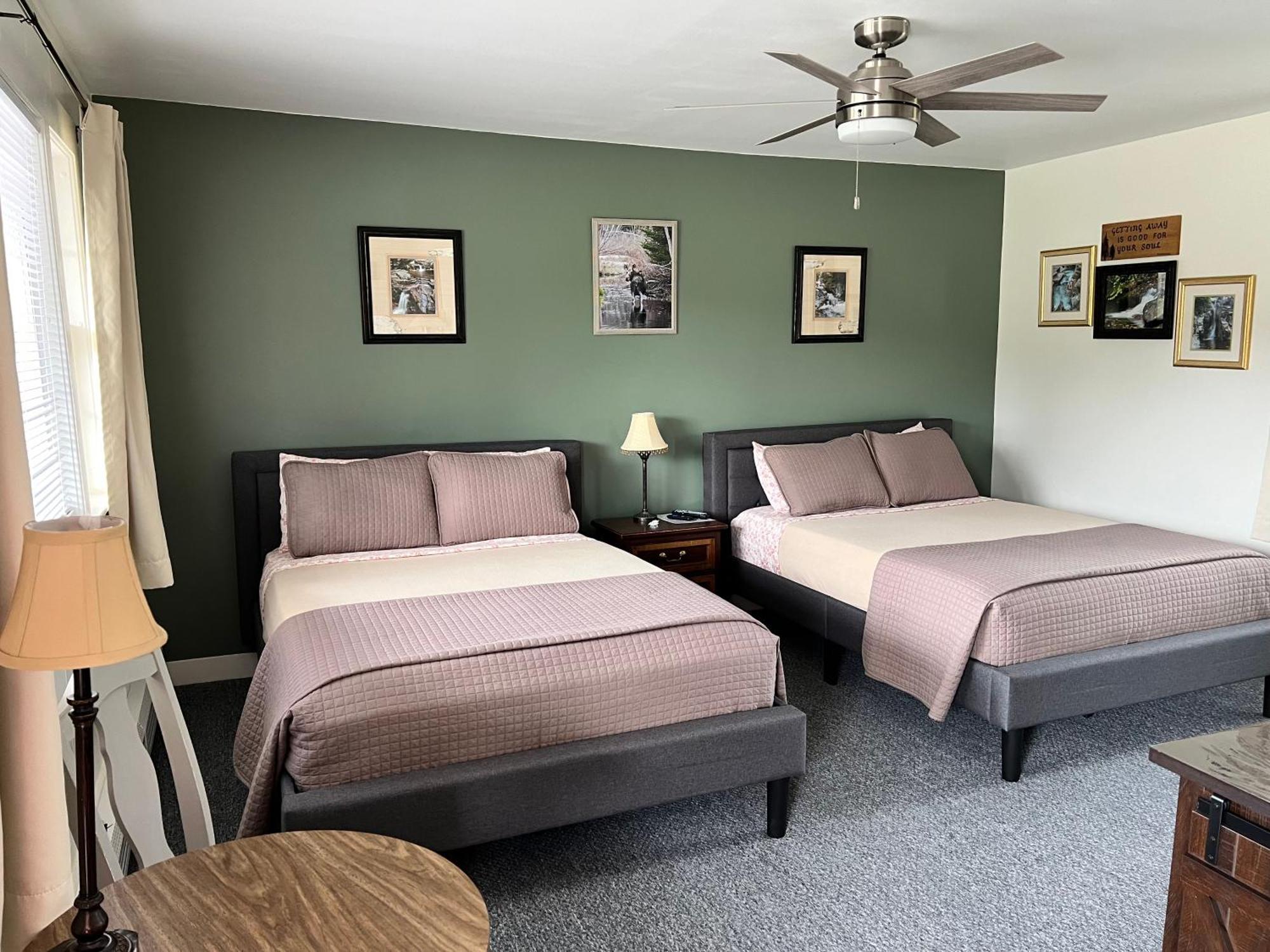 Profile Deluxe Motel Twin Mountain Exterior photo